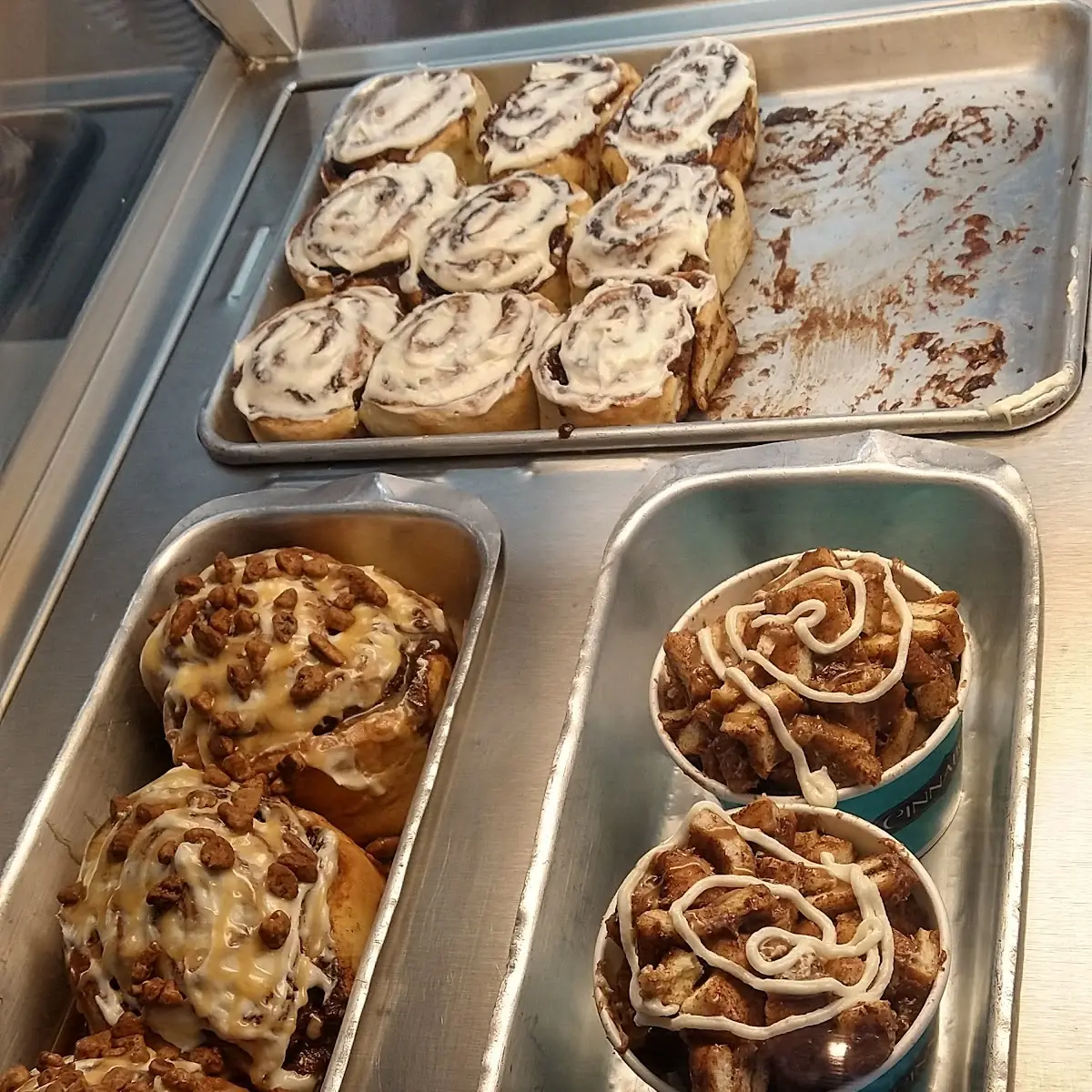 Cinnabon Cinnamon Rolls