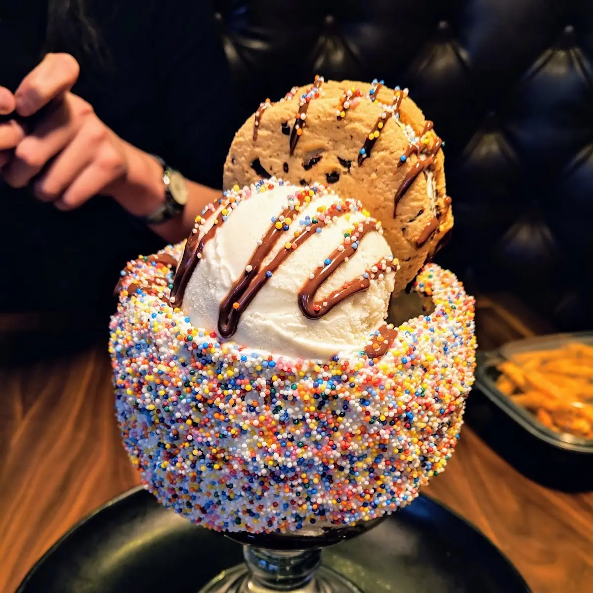 Ice Cream Cookie Super Sundae