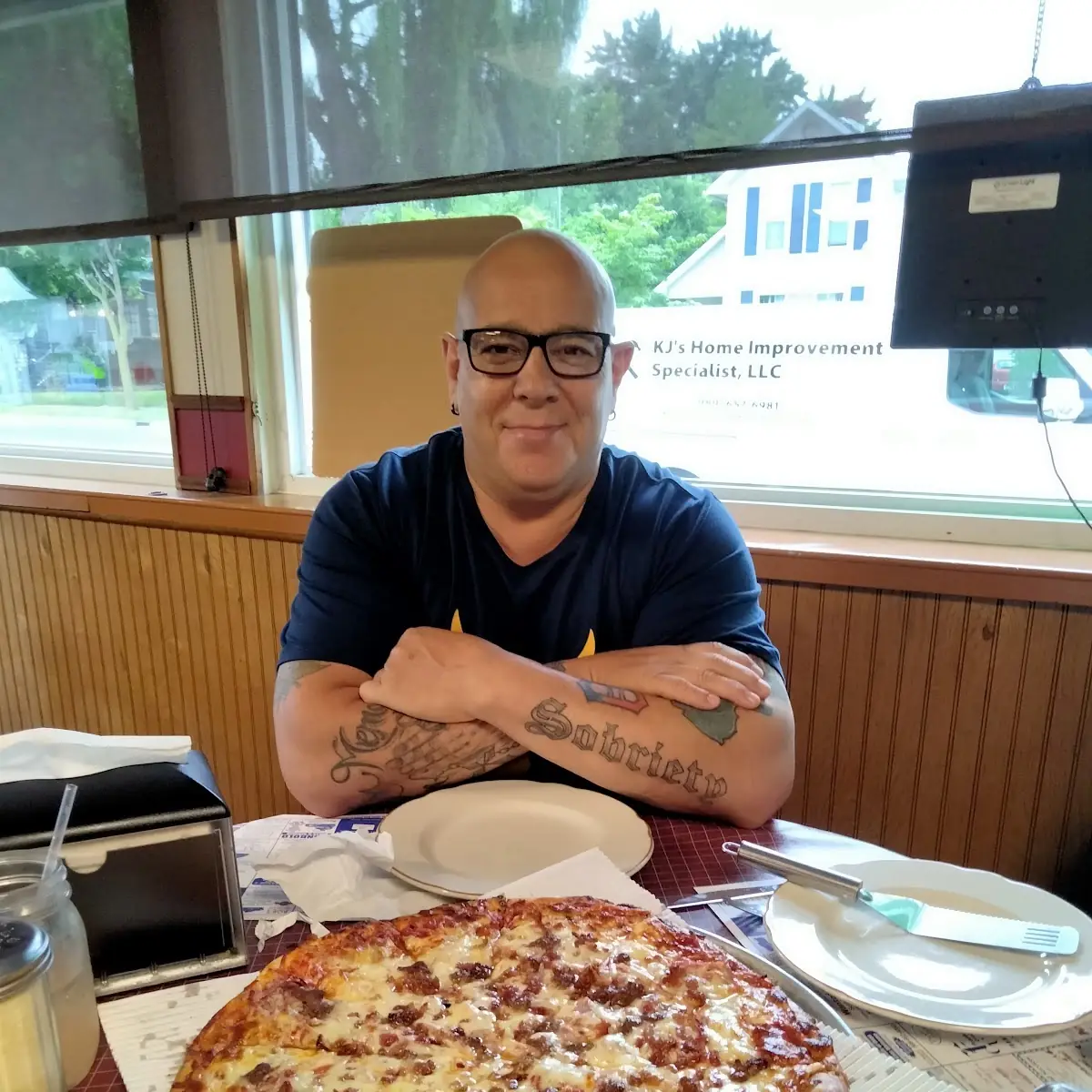 Colossal Pizza