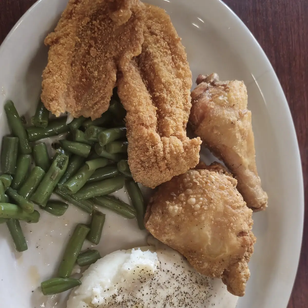 2 Chicken Dark 2 Fish Filet Dinner
