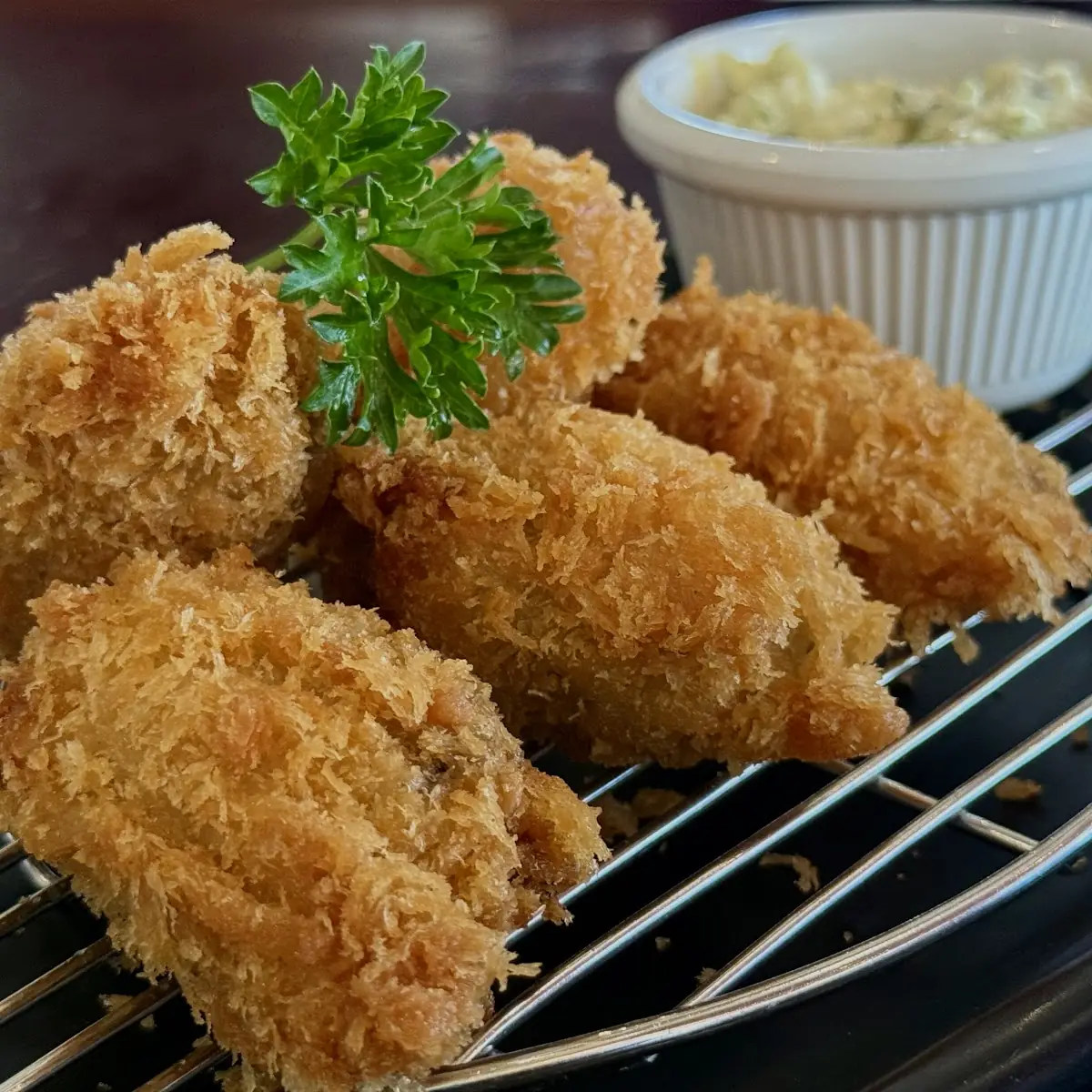 Crispy Fried Oysters with Tartar Sauce
