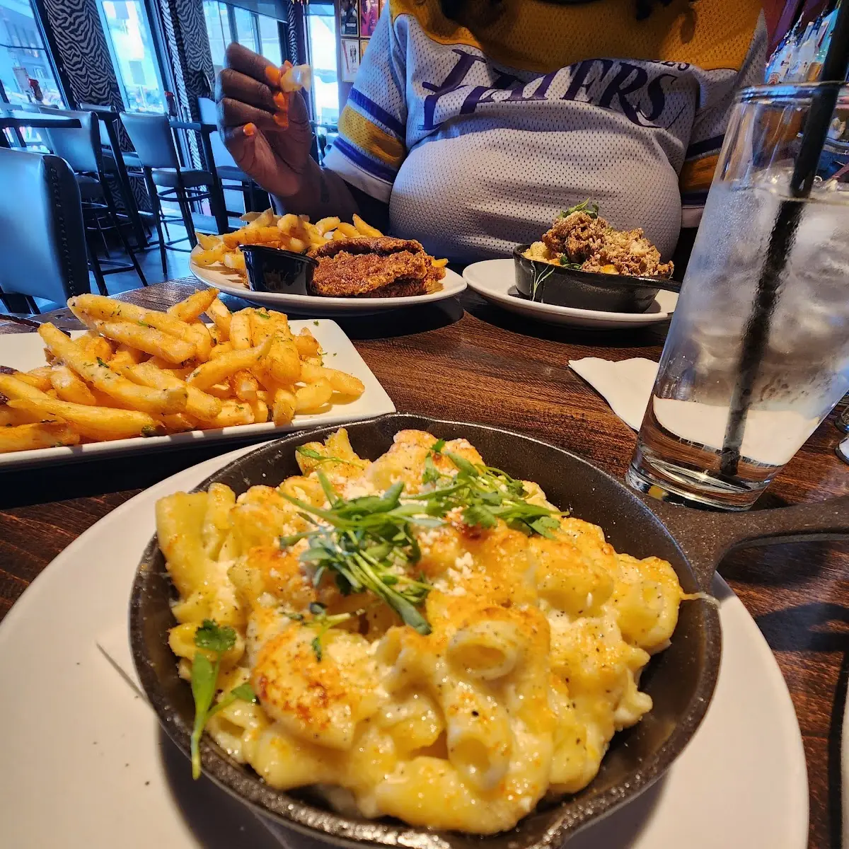 Tipsy Mac N Cheese