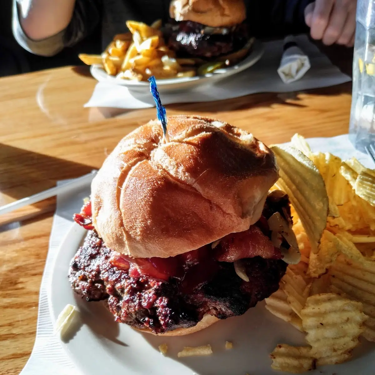 1lb Burger