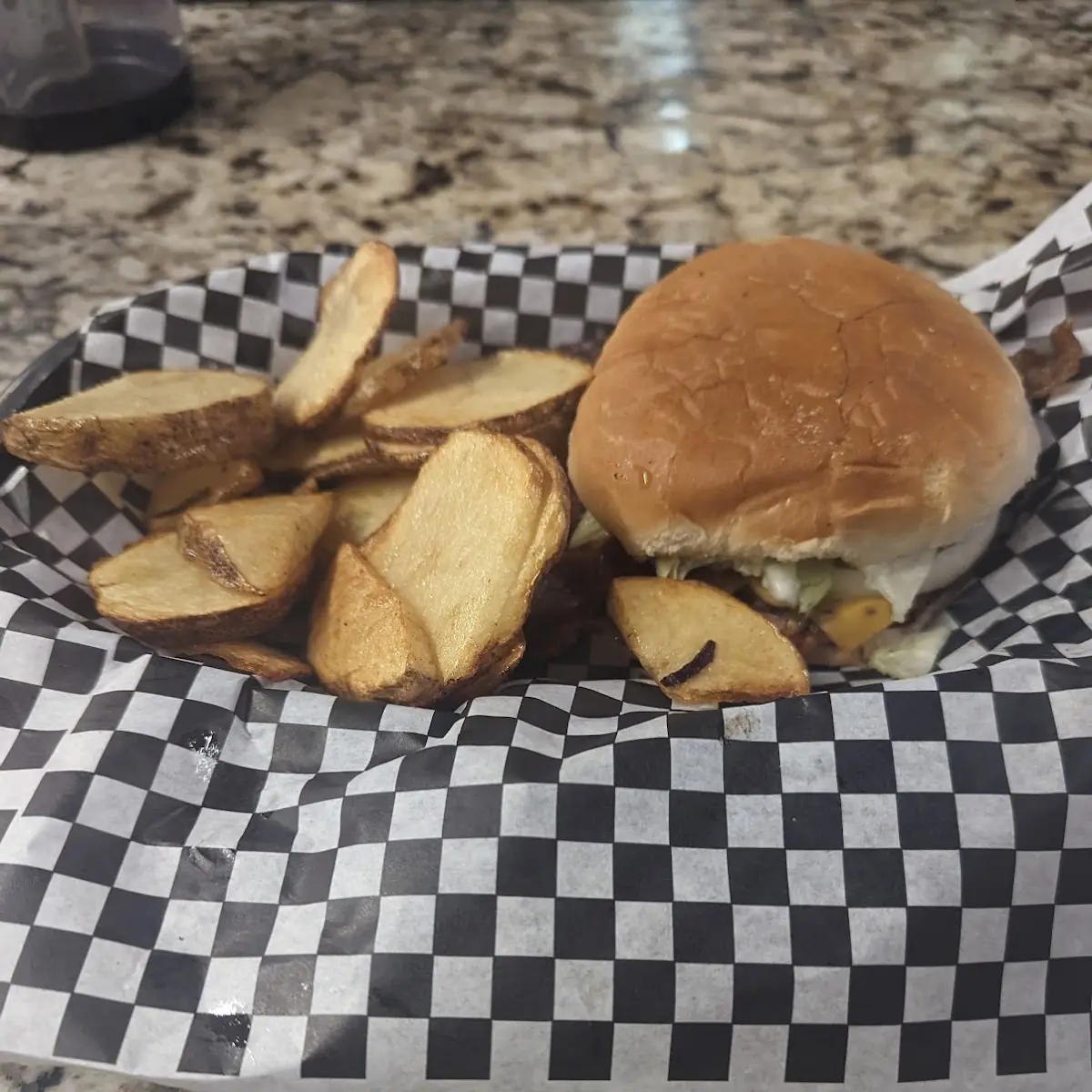 Slaw Burger w House Cut Fries