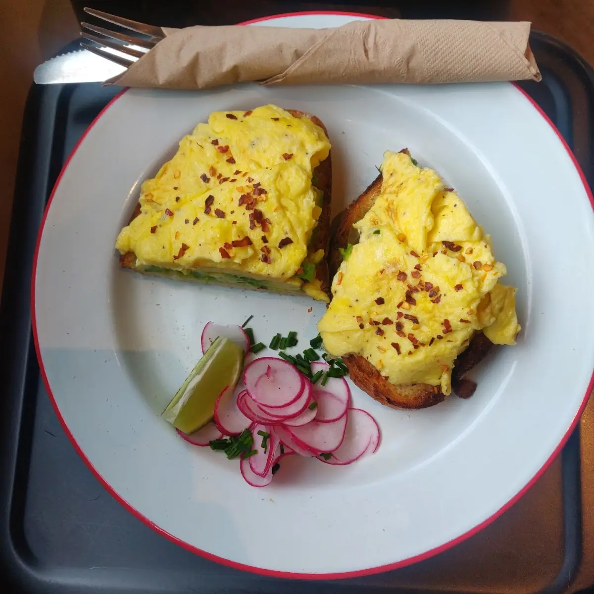 Scrambled Egg & Avocado Toast V