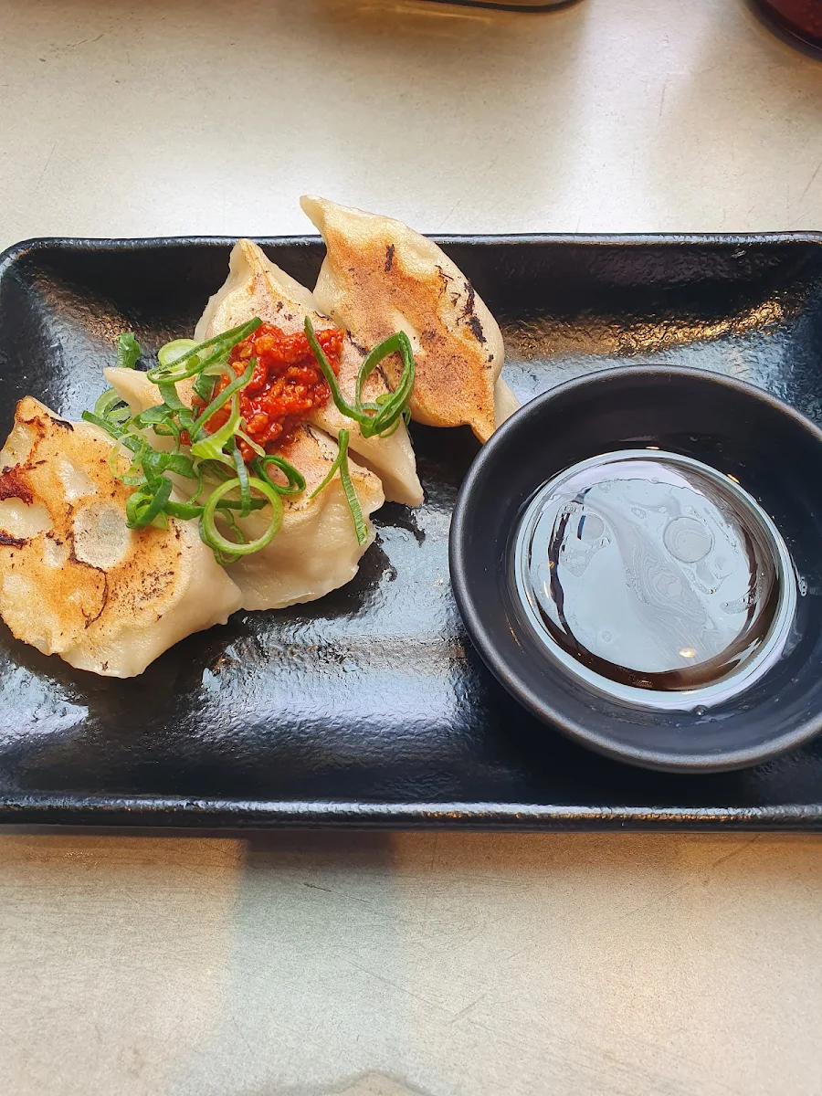 Bao and Sides, Hakatamon Ramen