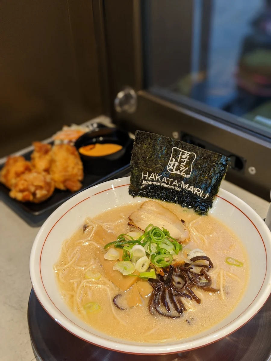White Tonkotsu, Hakatamon Ramen