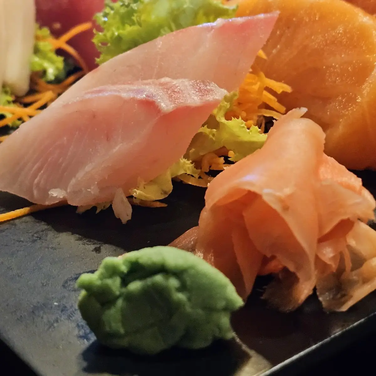 Sushi & Sashimi Combination