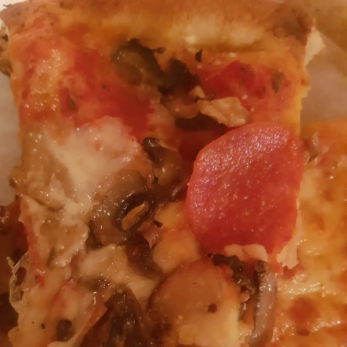 Salami Pizza
