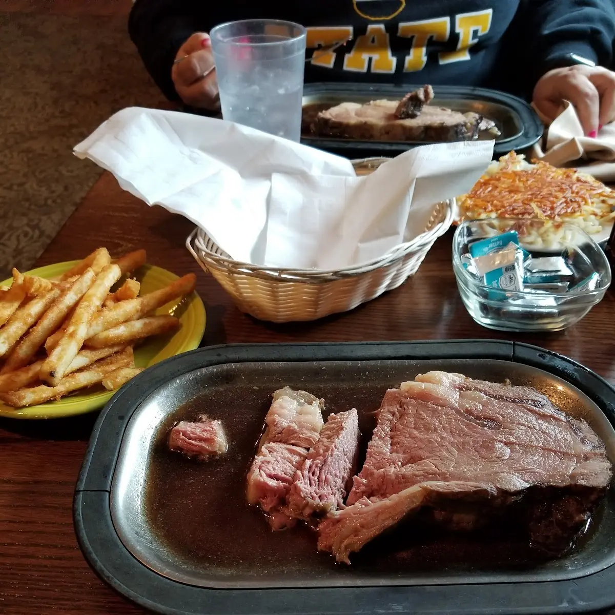 16 Oz Prime Rib
