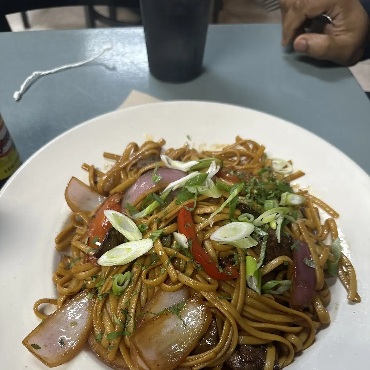 Tallarin Saltado
