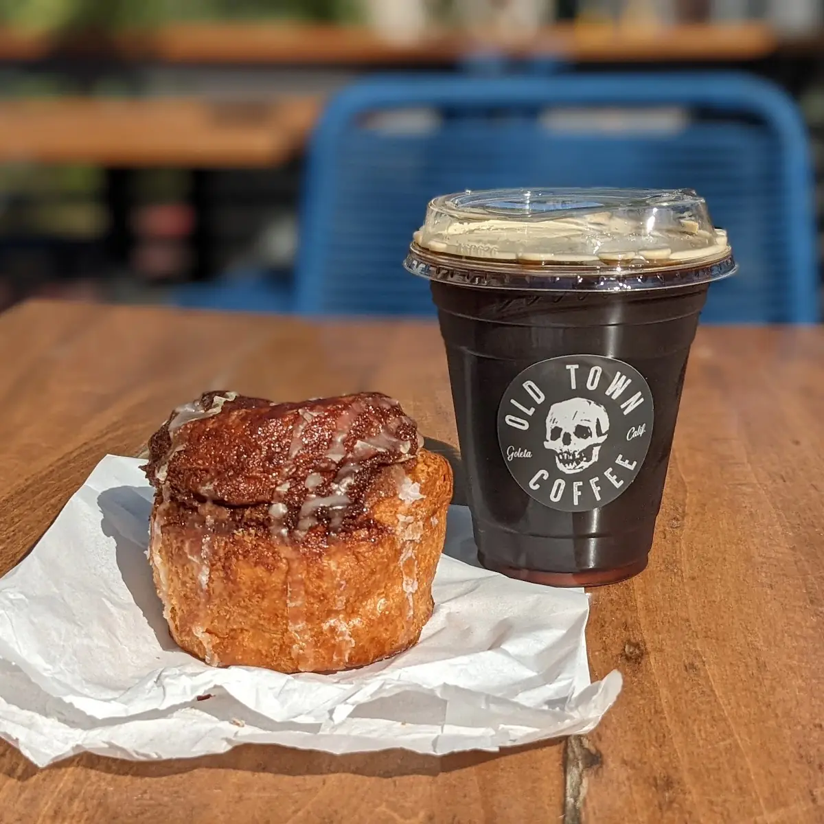 Nitro Cold Brew & Cinnamon Bun