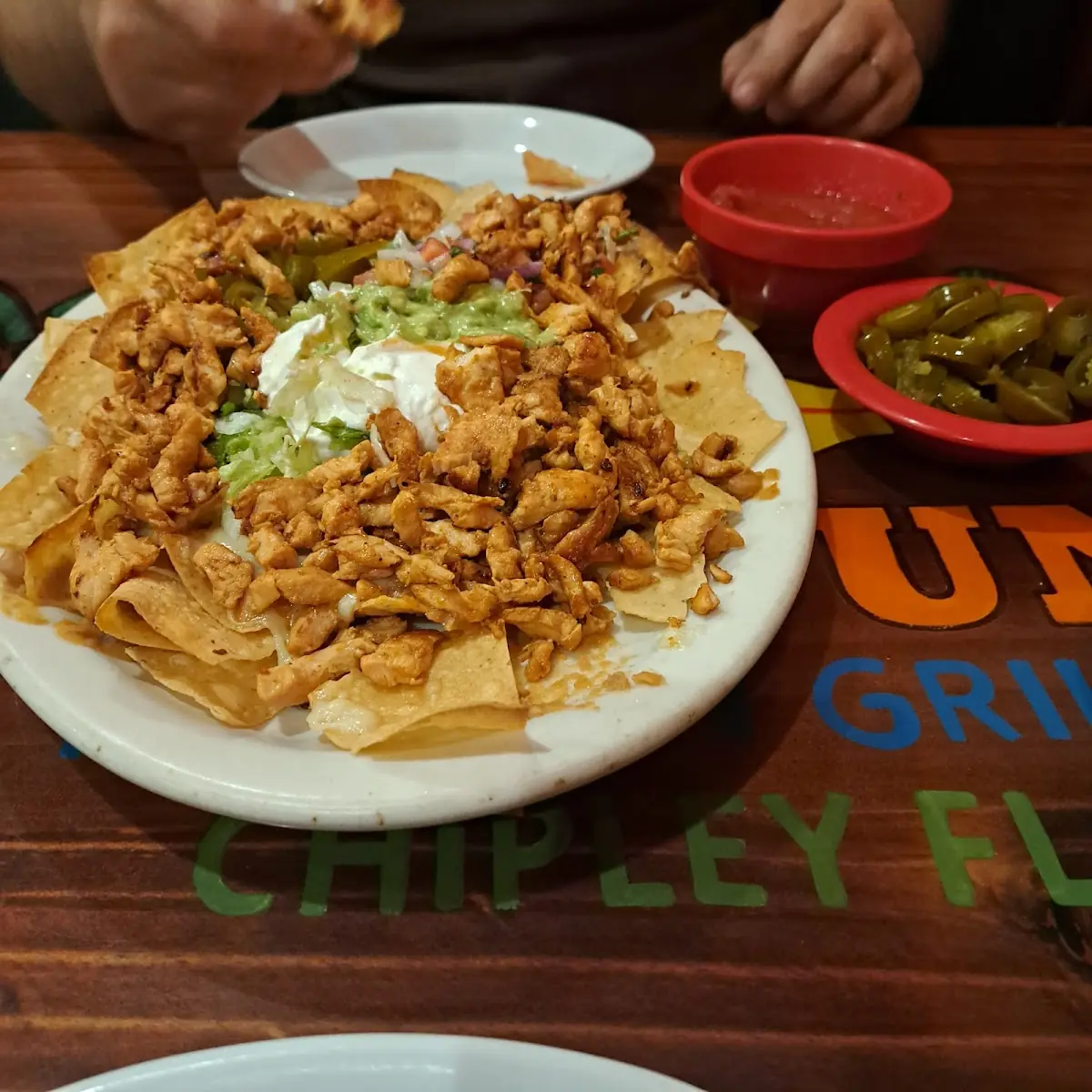 Cancun Chicken Nachos Supremos