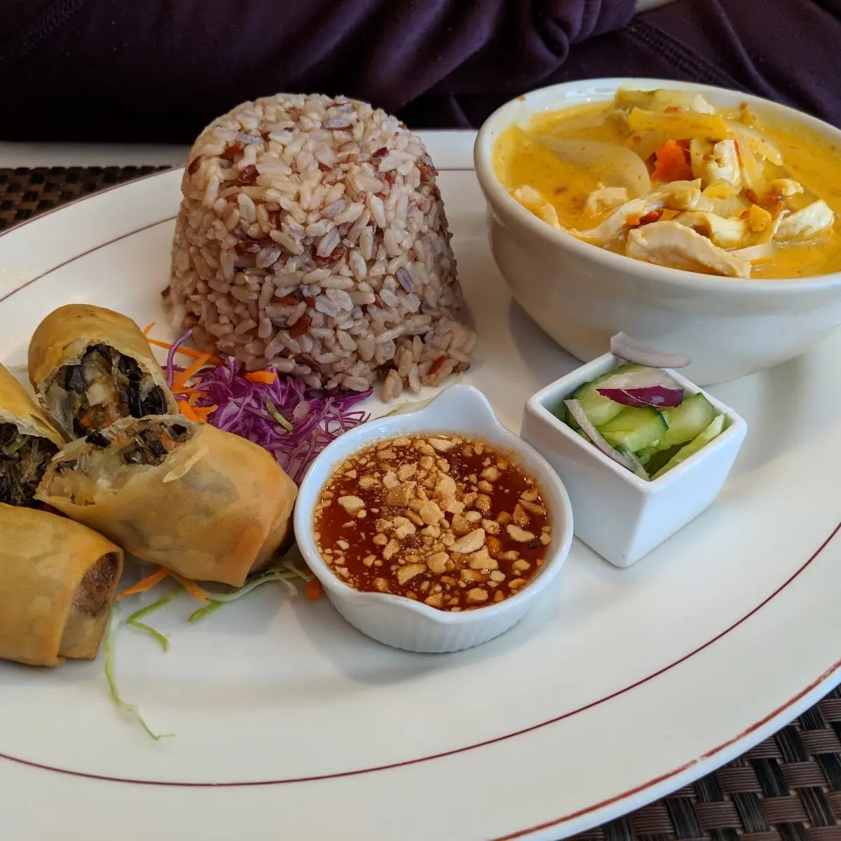 Yellow Curry with Chicken Lunch Special