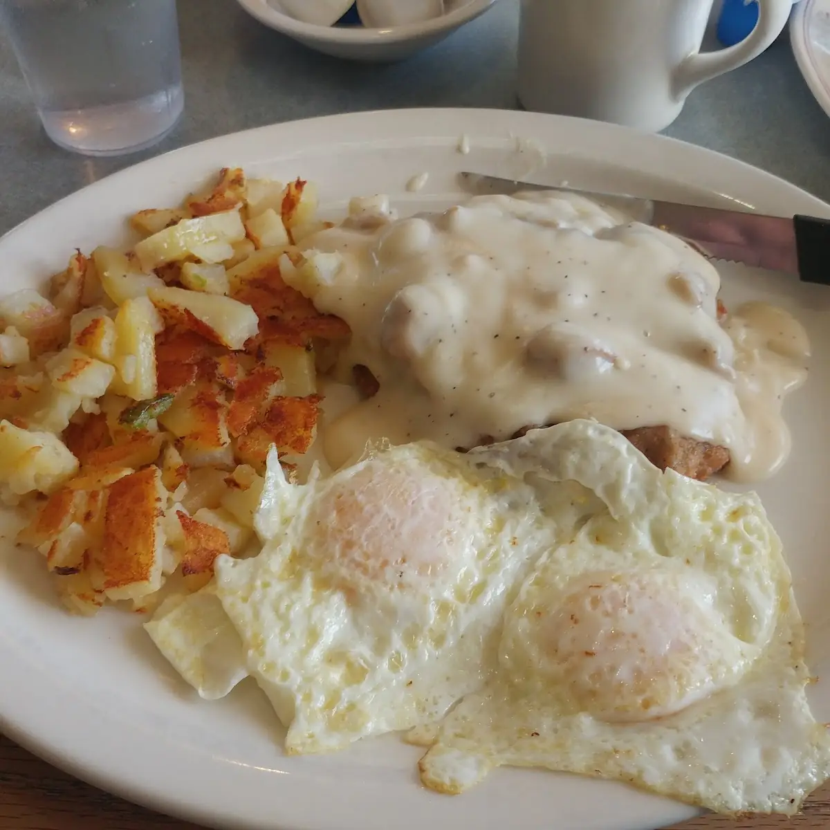 Biscuits & Gravy 2 Eggs and 3 Sausage