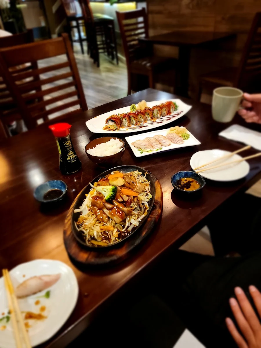 Chicken Teriyaki, Vedder Sushi & Japanese Restaurant