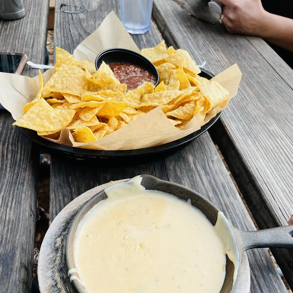 Chips & Queso