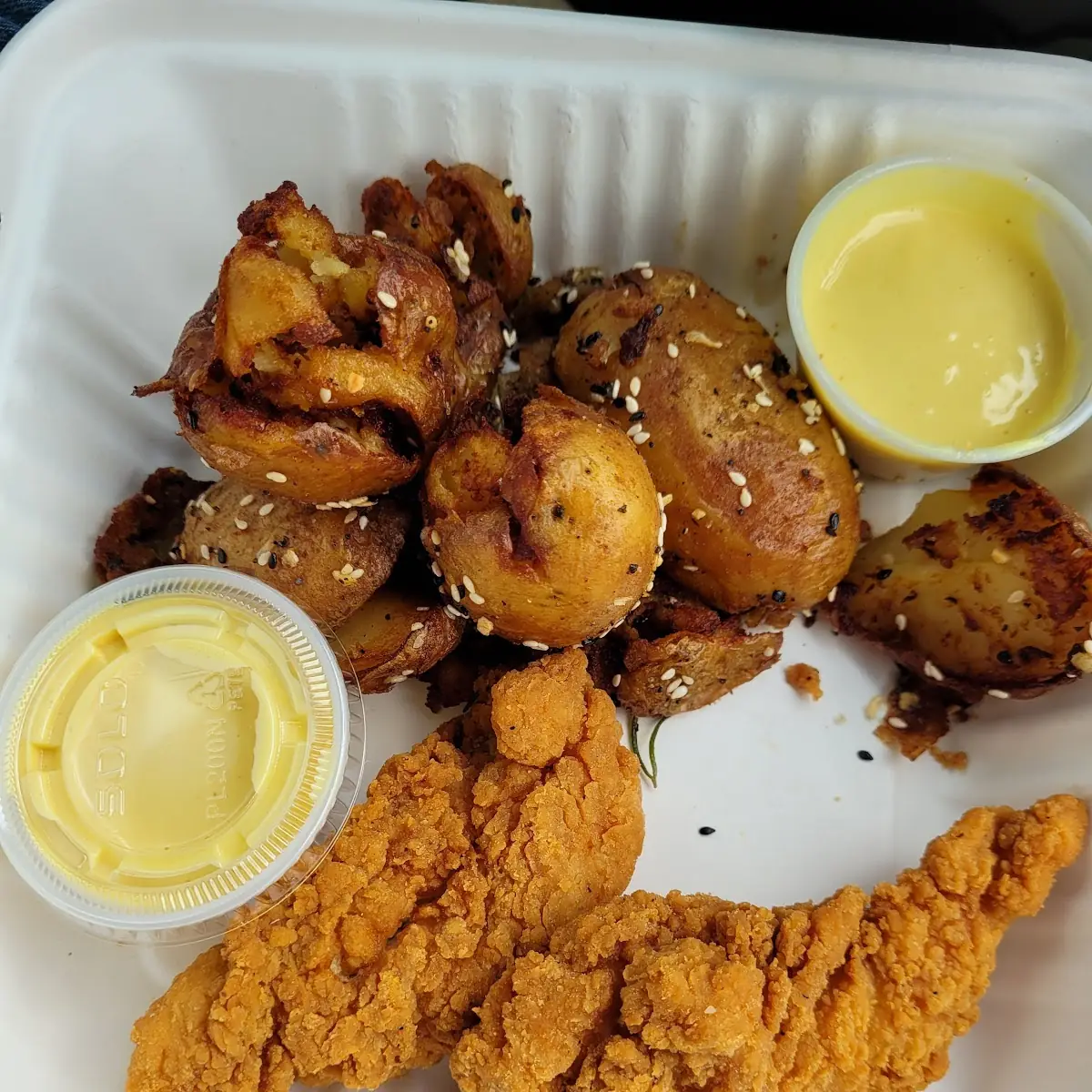 Chicken Strips with Crispy Potatoes