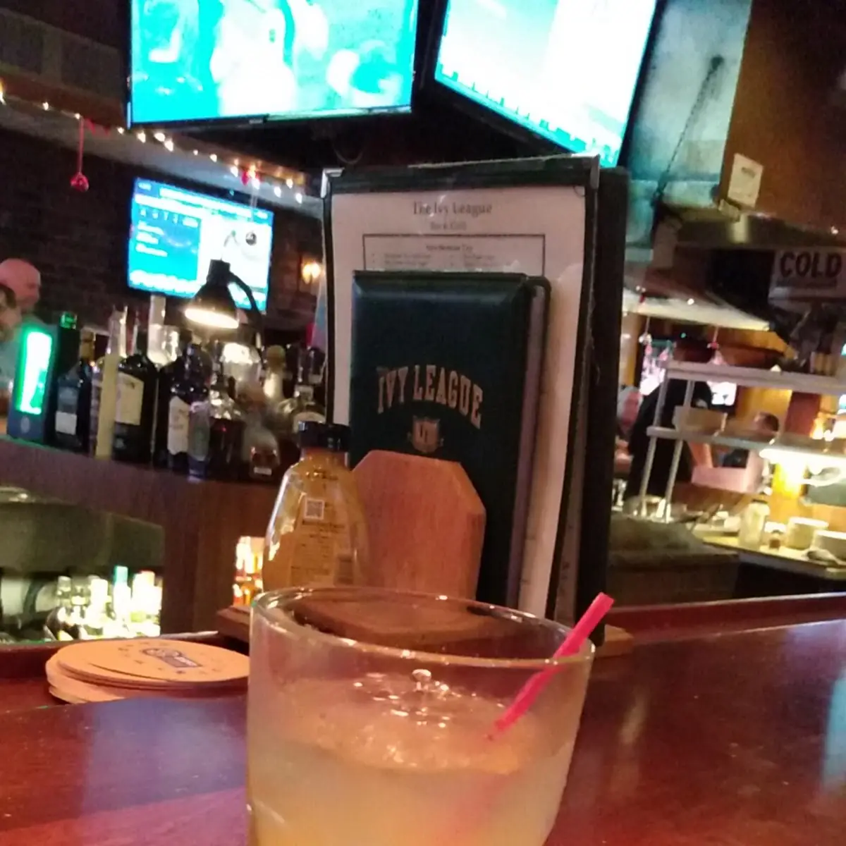 Jack Daniel Honey Pineapple Juice with Sprite by Me