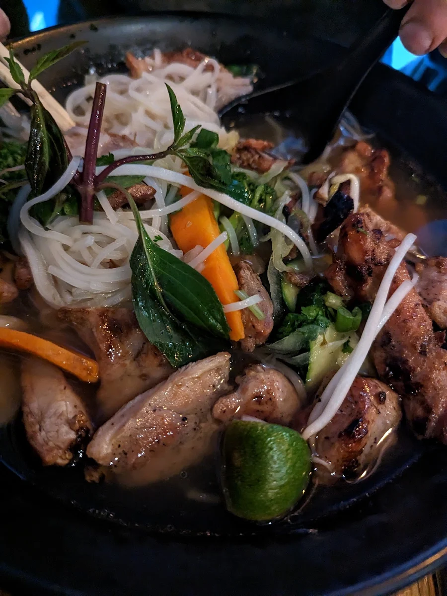 Pho Tom Nuong L
