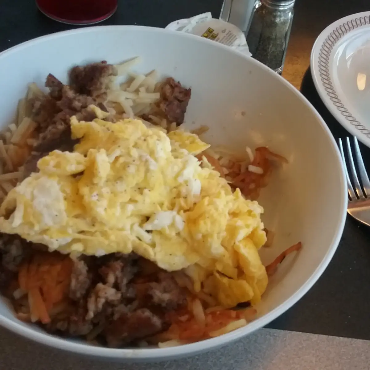 Sausage Egg & Cheese Grits Bowl Hashbrowns & Beverage