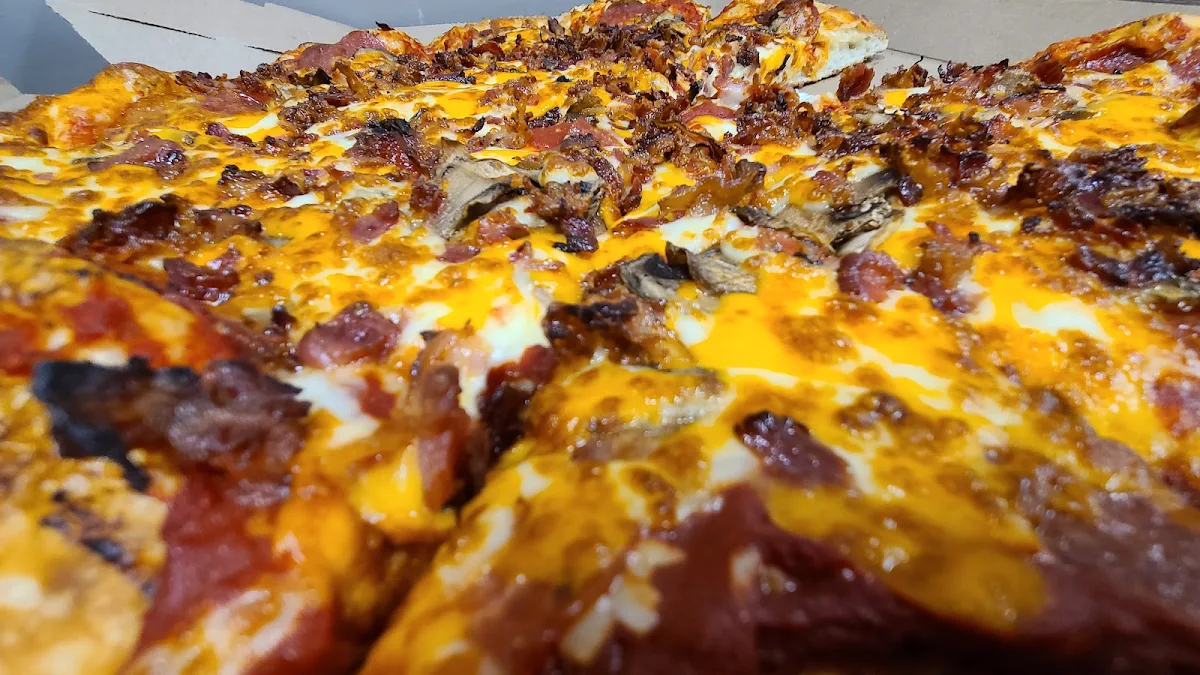 Canadian Pizza, Topper's Pizza — New Liskeard