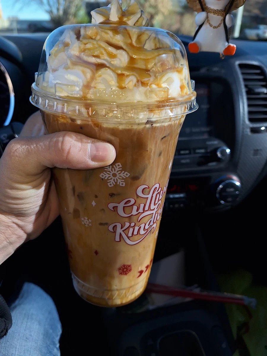 Iced Caramel Macchiato