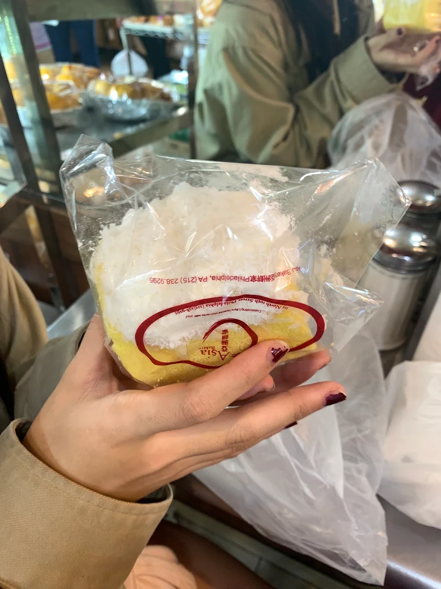 Coconut Cream Bun
