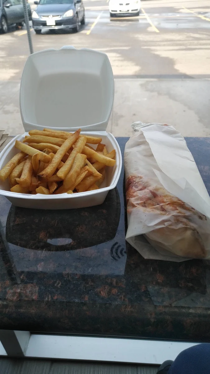 Falafel and Fries, Lazeez Shawarma