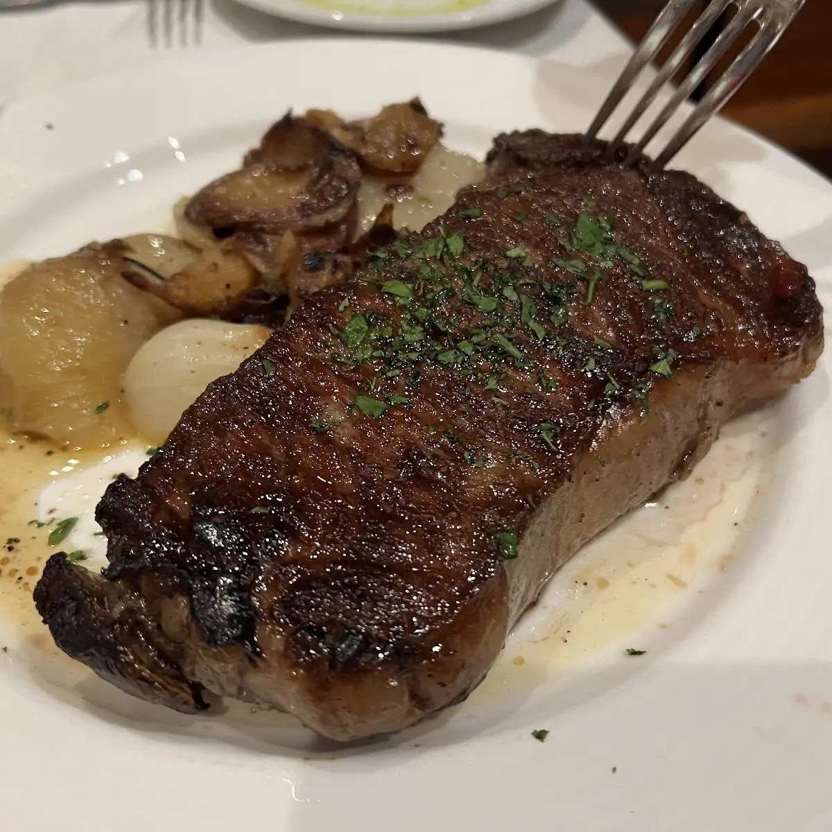 Sirloin Steak with Potatoes and Onion