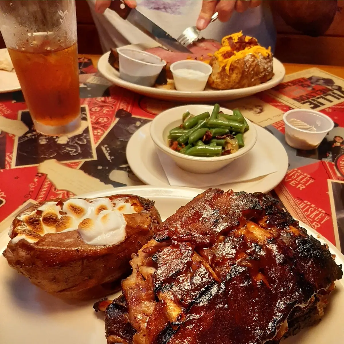 Full Rack of Ribs and Pulled Pork BBQ