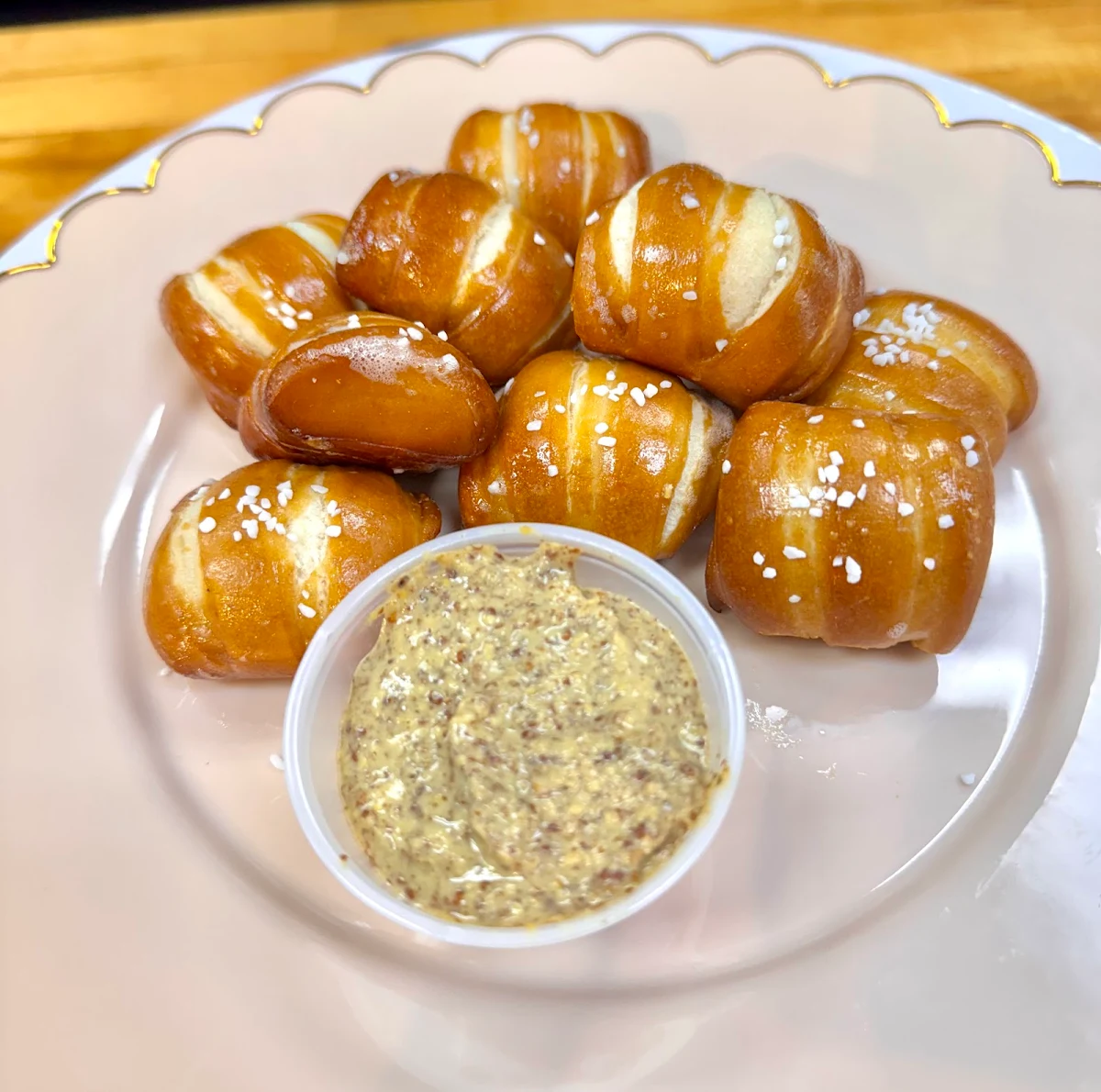 Pretzel Bites