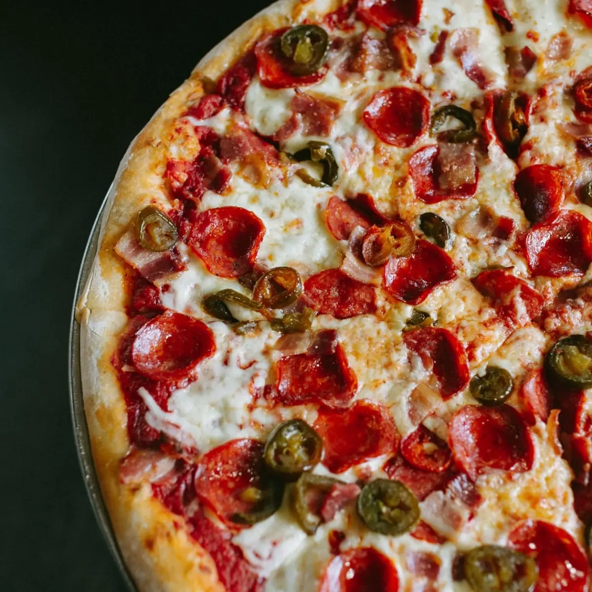 Highlights, Uncle Gino's Pizzeria