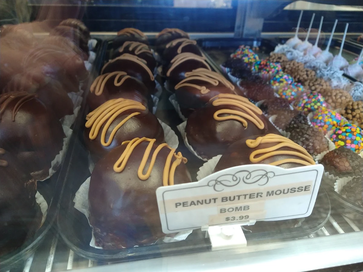 Mini Peanut Butter Bombe