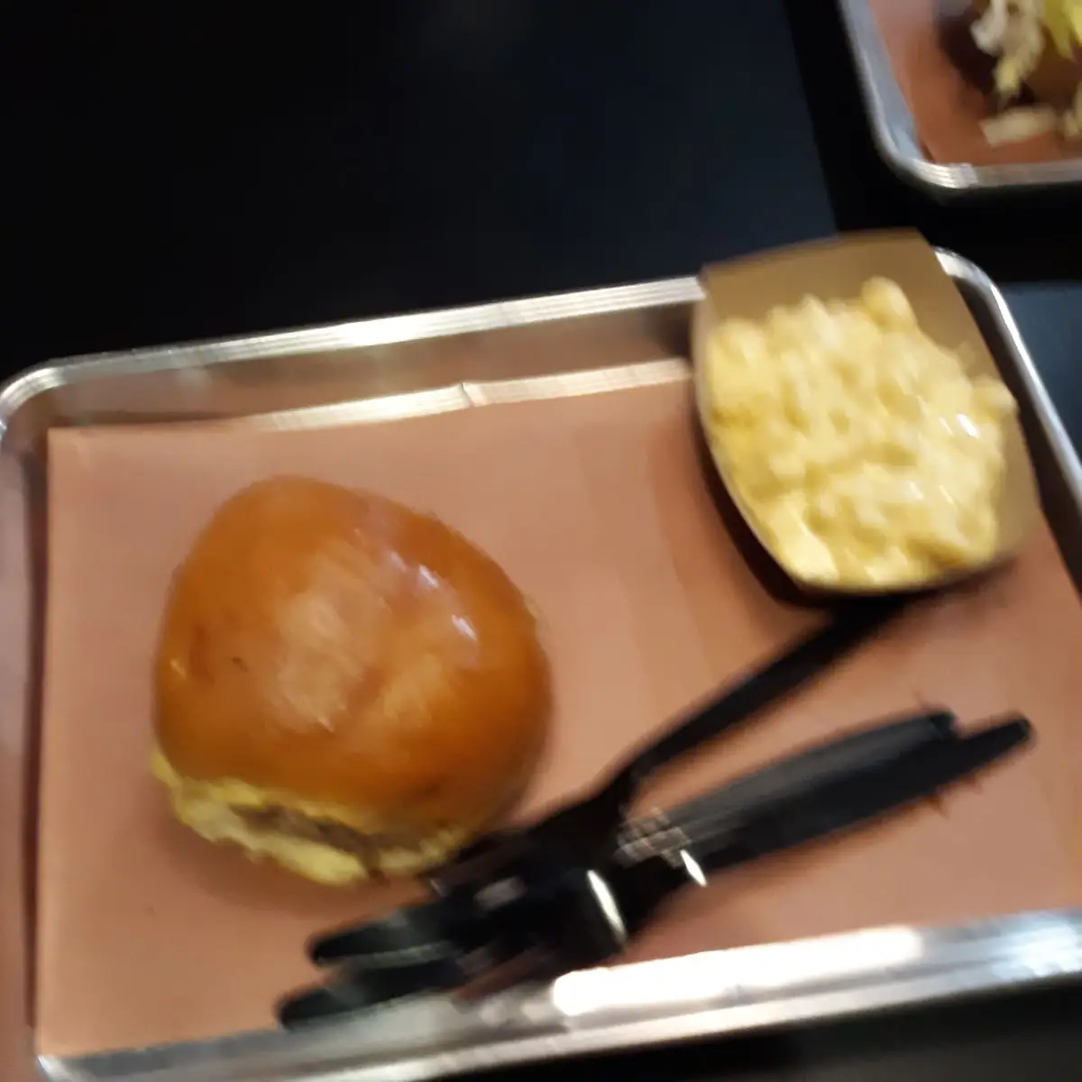 Pulled Pork with Macaroni and Cheese