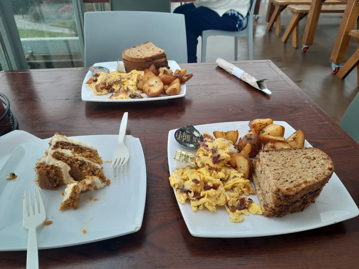 Bacon Scrambled Eggs and Toast