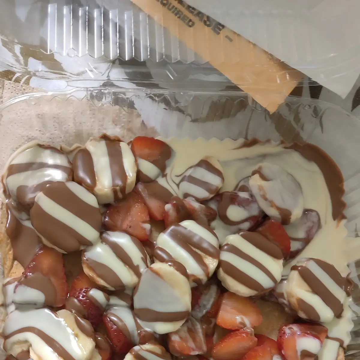 Classic Crepe Straw Banana