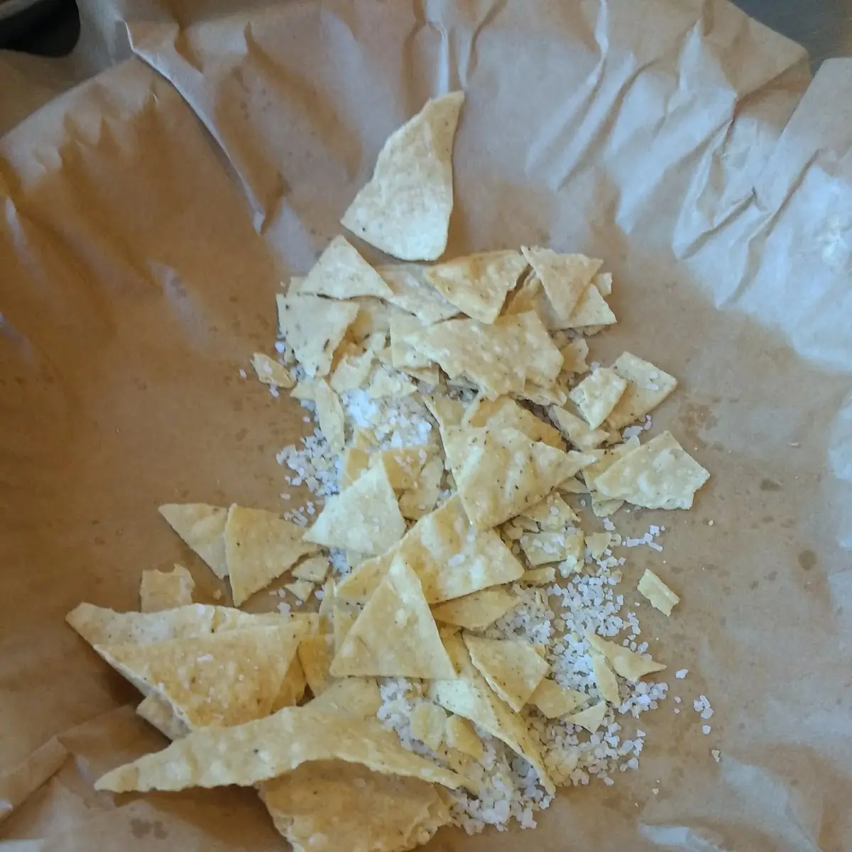 Tortilla Chips Serves 15 to 20