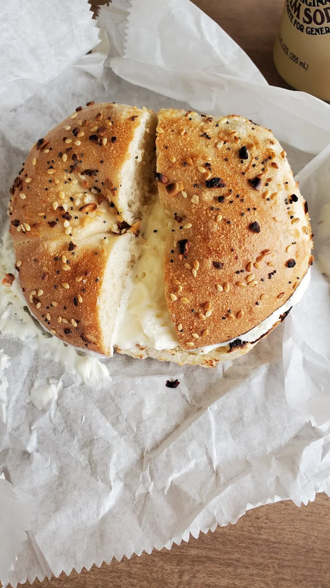 Eggel Bagel (1 Egg)