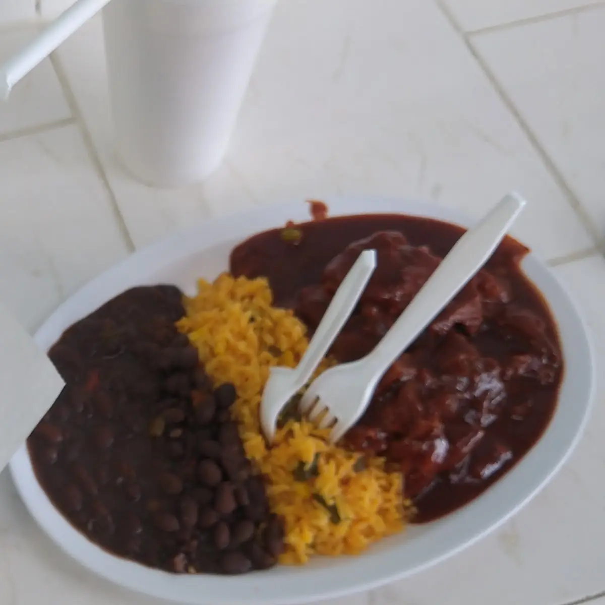 Patitas En Salsa Roja All Fresh Home Made
