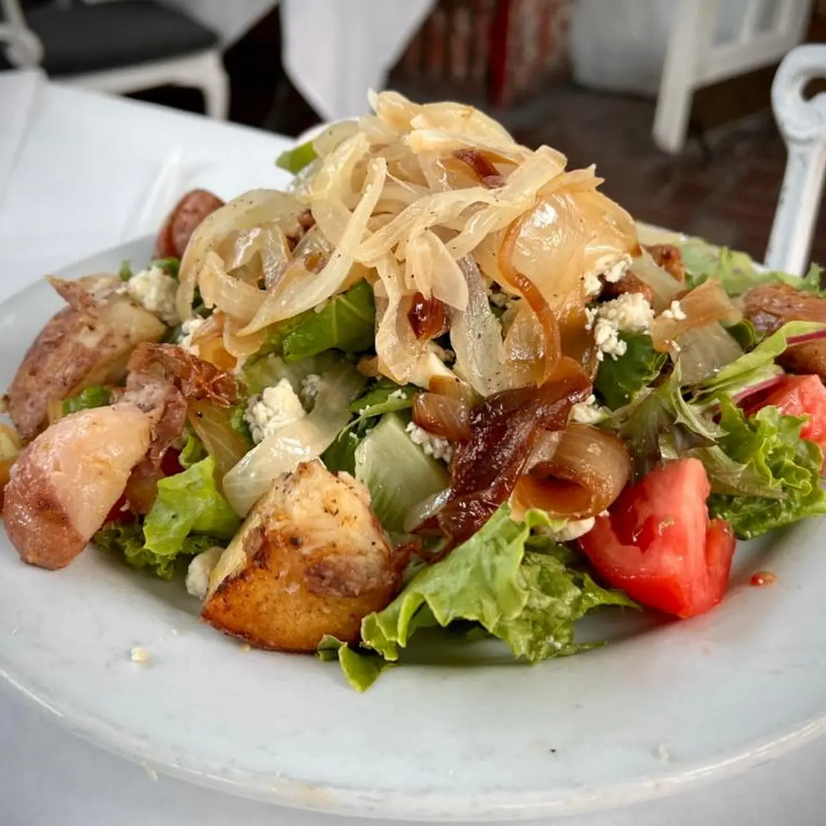 Walnut Gorgonzola Salad