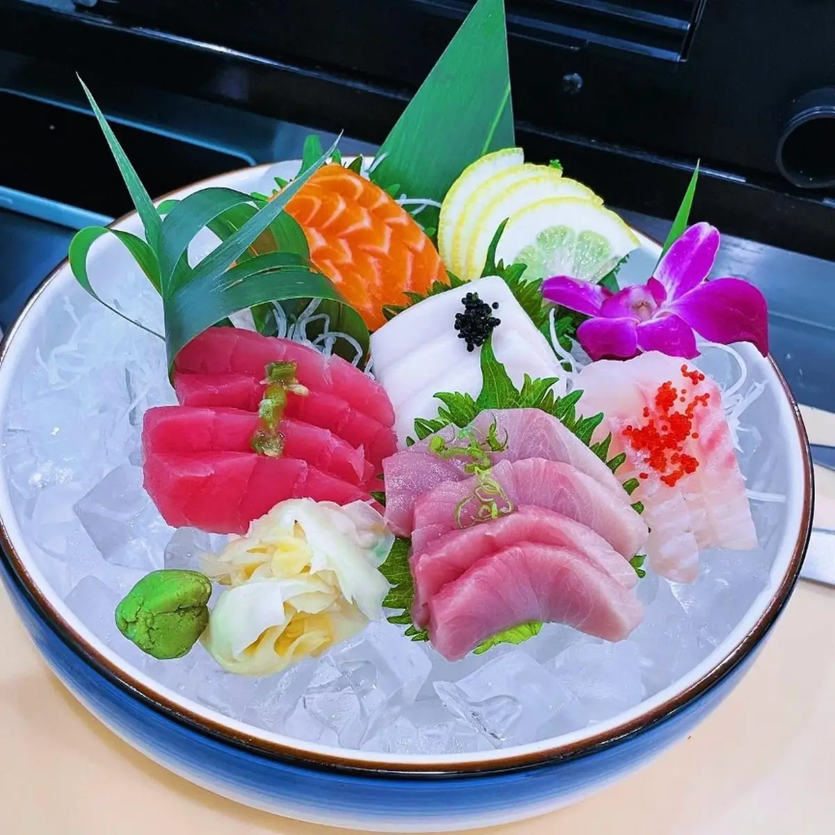 Sashimi Deluxe