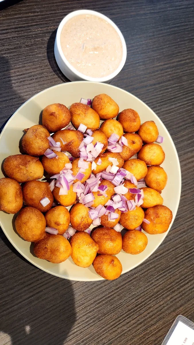 Punugulu, Sarvi Indian Cuisine