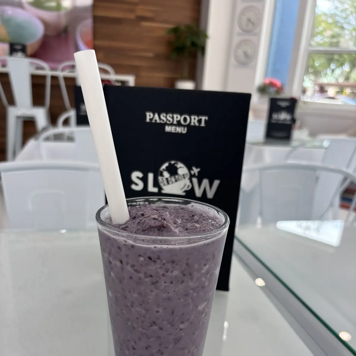 Tropical Green Smoothie - 16 Oz