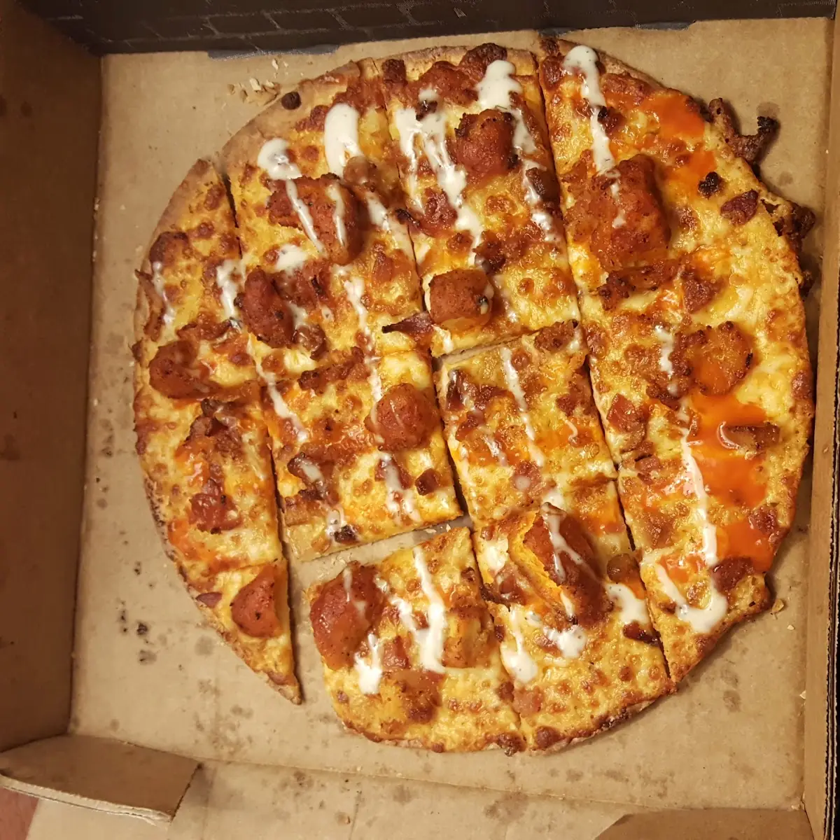 Thin Crust Buffalo Chicken Topper