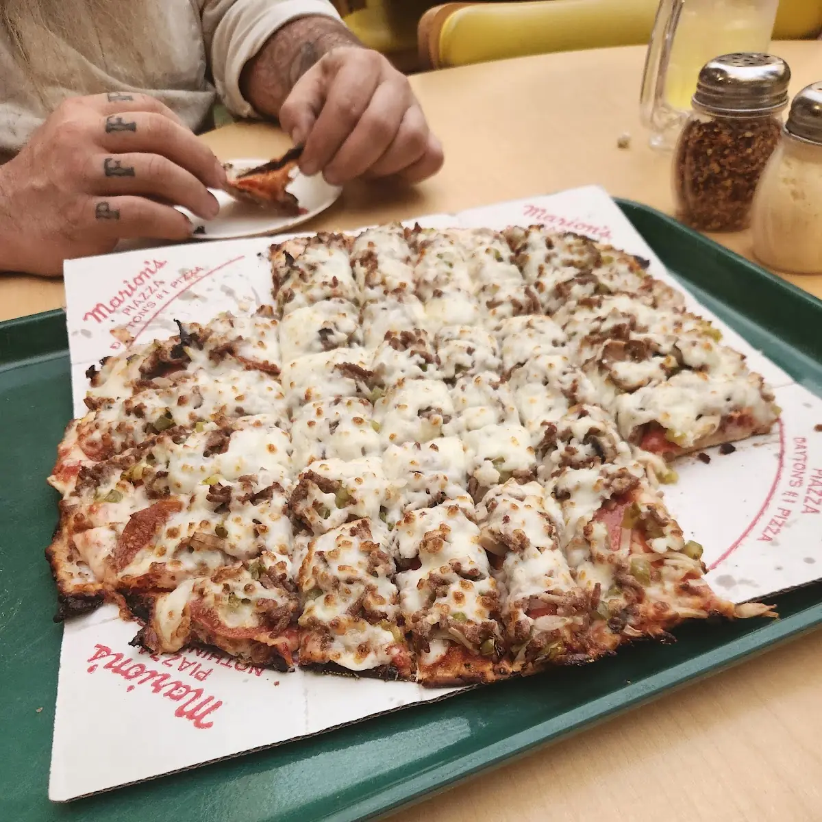 Super Cheese Pizza Deluxe