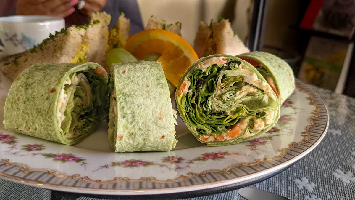 Hummus & Veggie Wrap