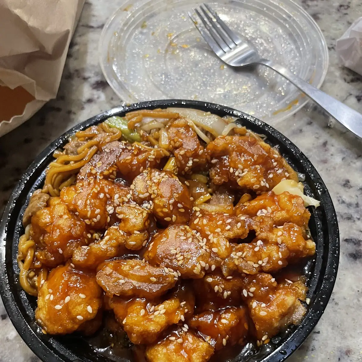 Sesame Chicken Chow Mein