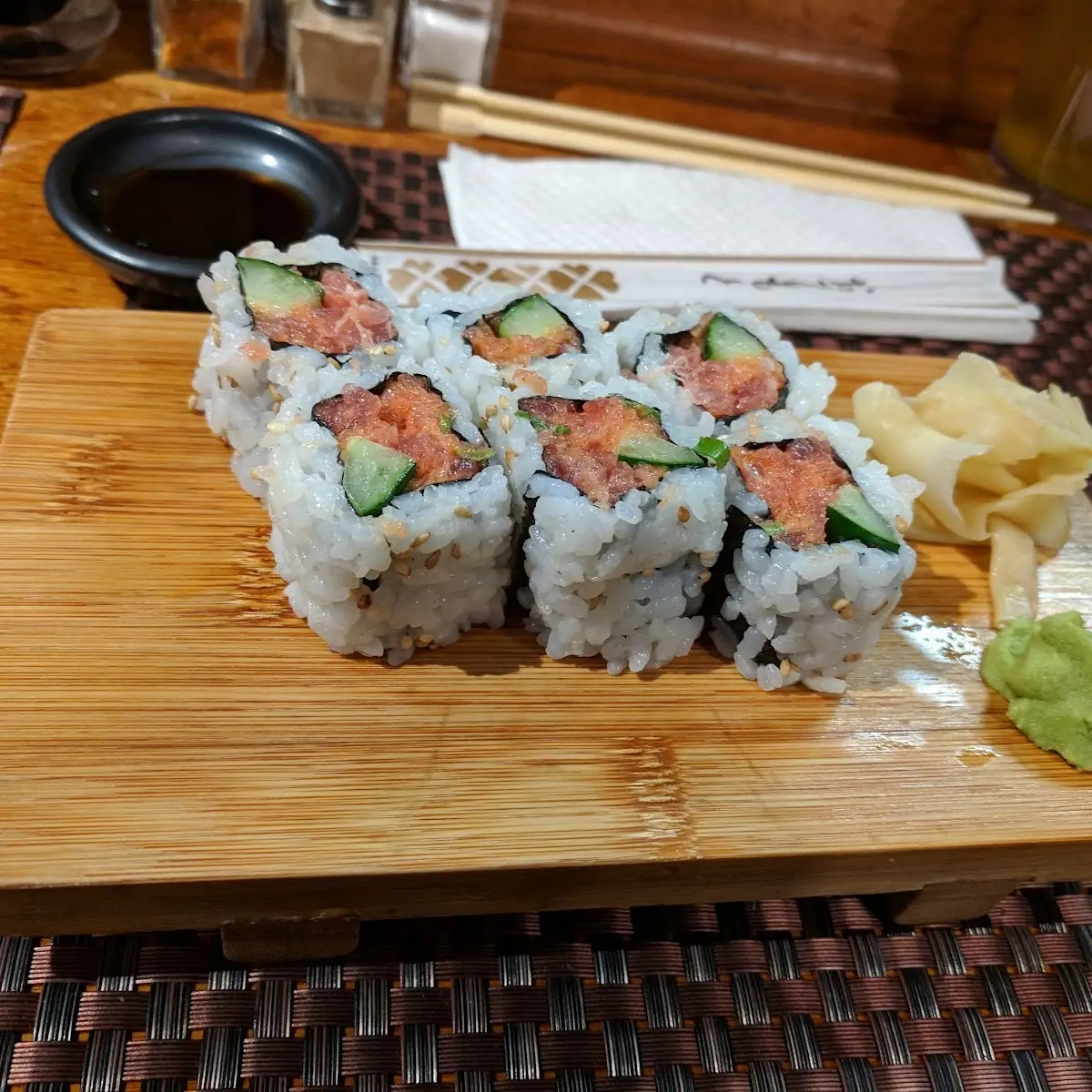 Salmon Roll