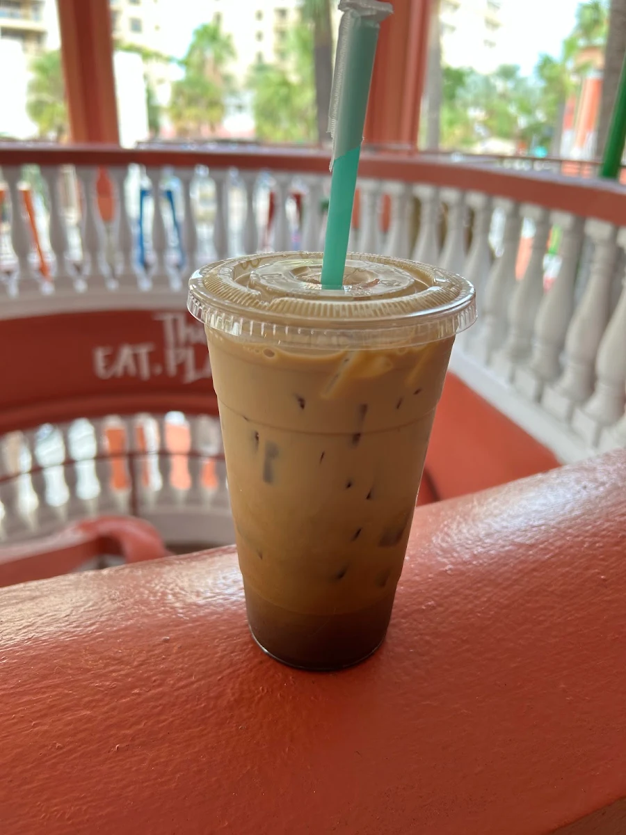 Iced Vanilla Latte